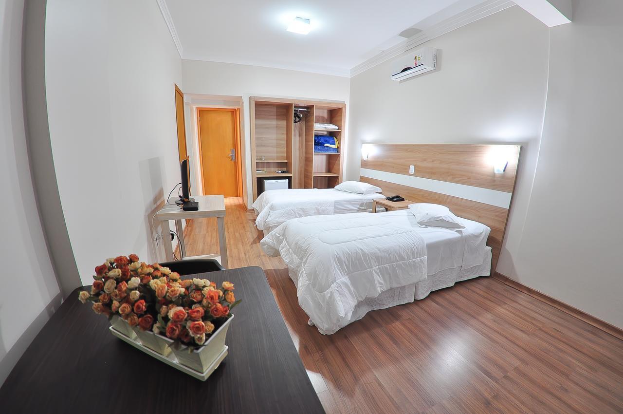 פאסו פונדו Turis Hotel מראה חיצוני תמונה